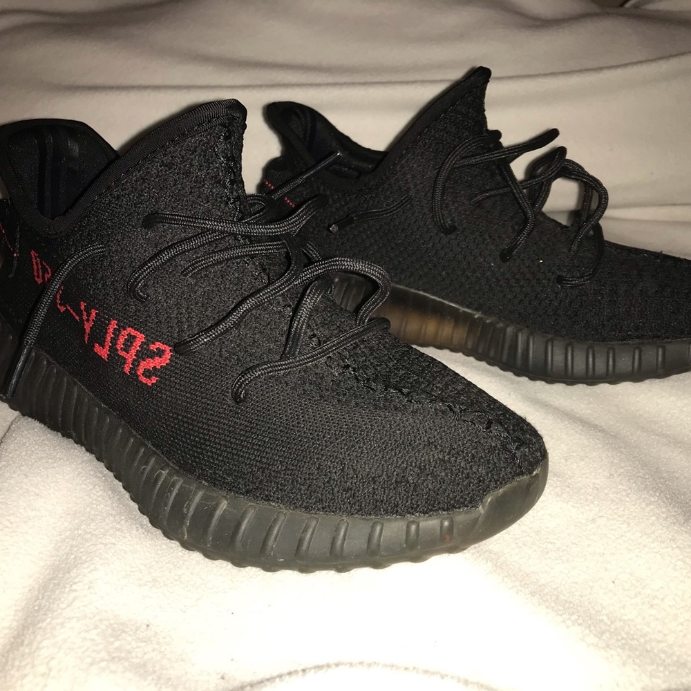 Yeezy 350 V2 “Bred” men’s size 7